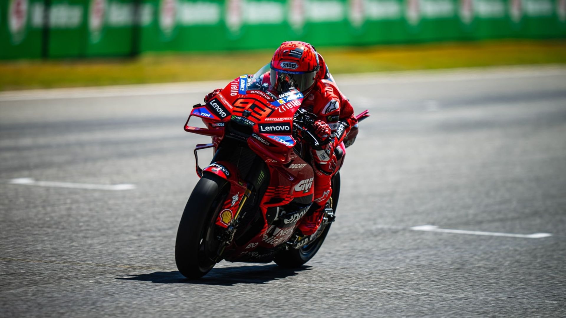 Marc Marquez takes Ducati pole position in thrilling Thai GP qualifying