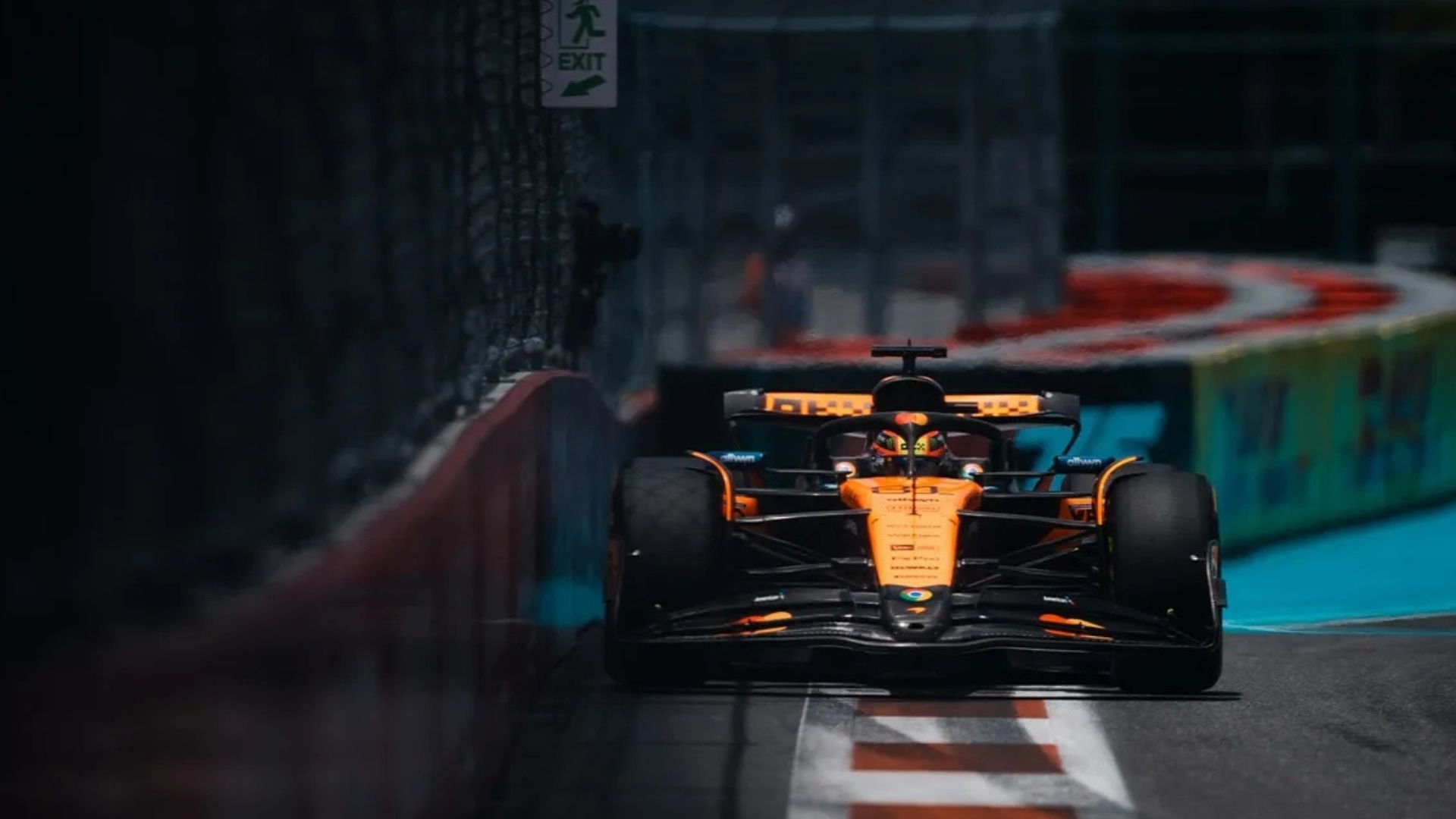 Oscar Piastri führt McLaren beim ereignisreichen Grand Prix von Miami mit 1:2 an