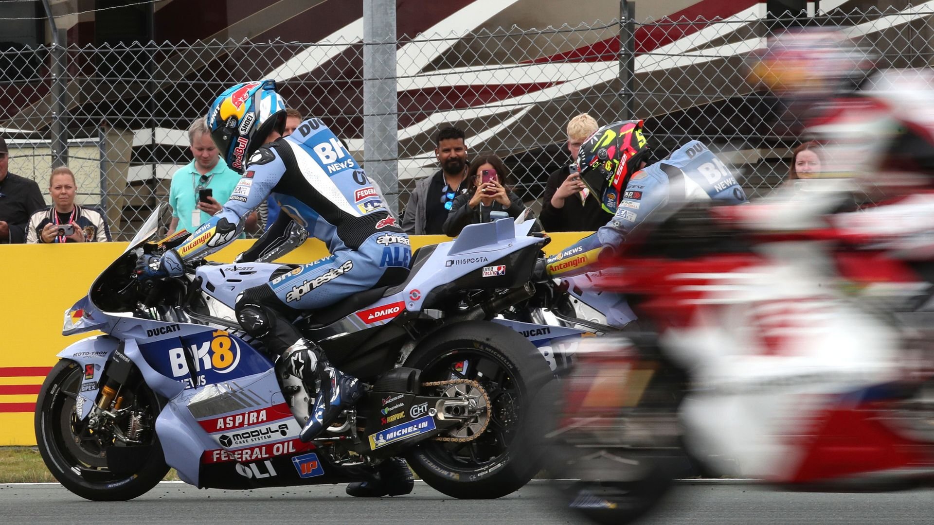 Alex Marquez krijgt handoperatie na crash Grand Prix van Nederland