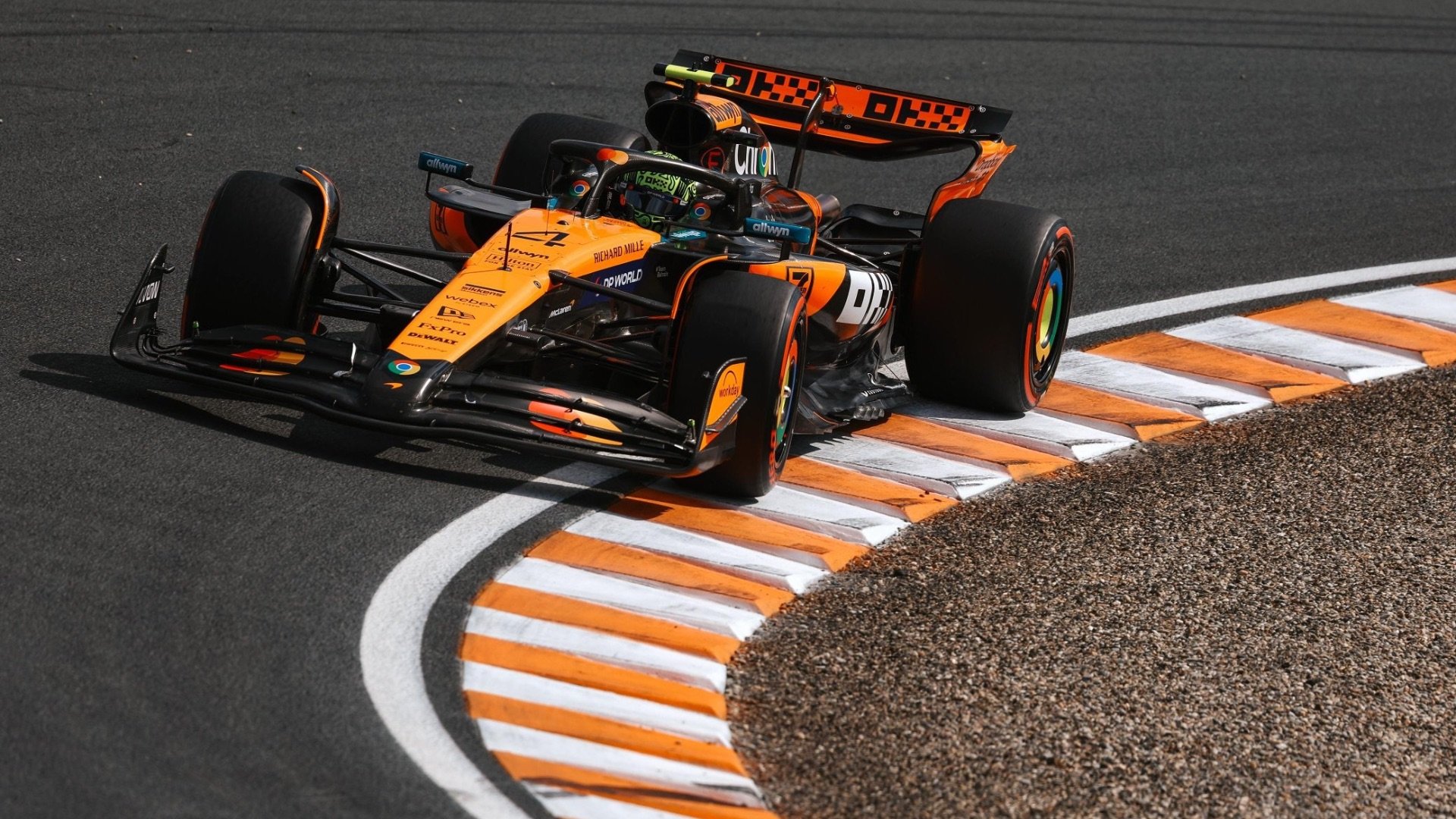 McLaren dominates first free practice after summer break at Zandvoort