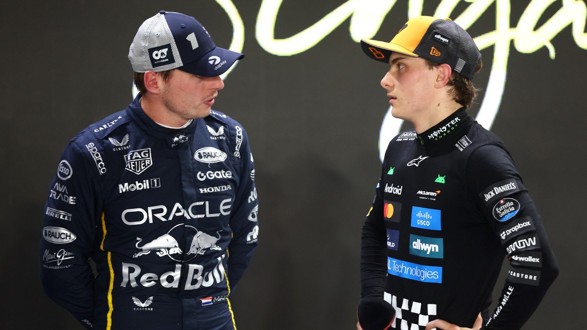 Bernie Ecclestone nombra a Oscar Piastri mejor piloto tras Max Verstappen