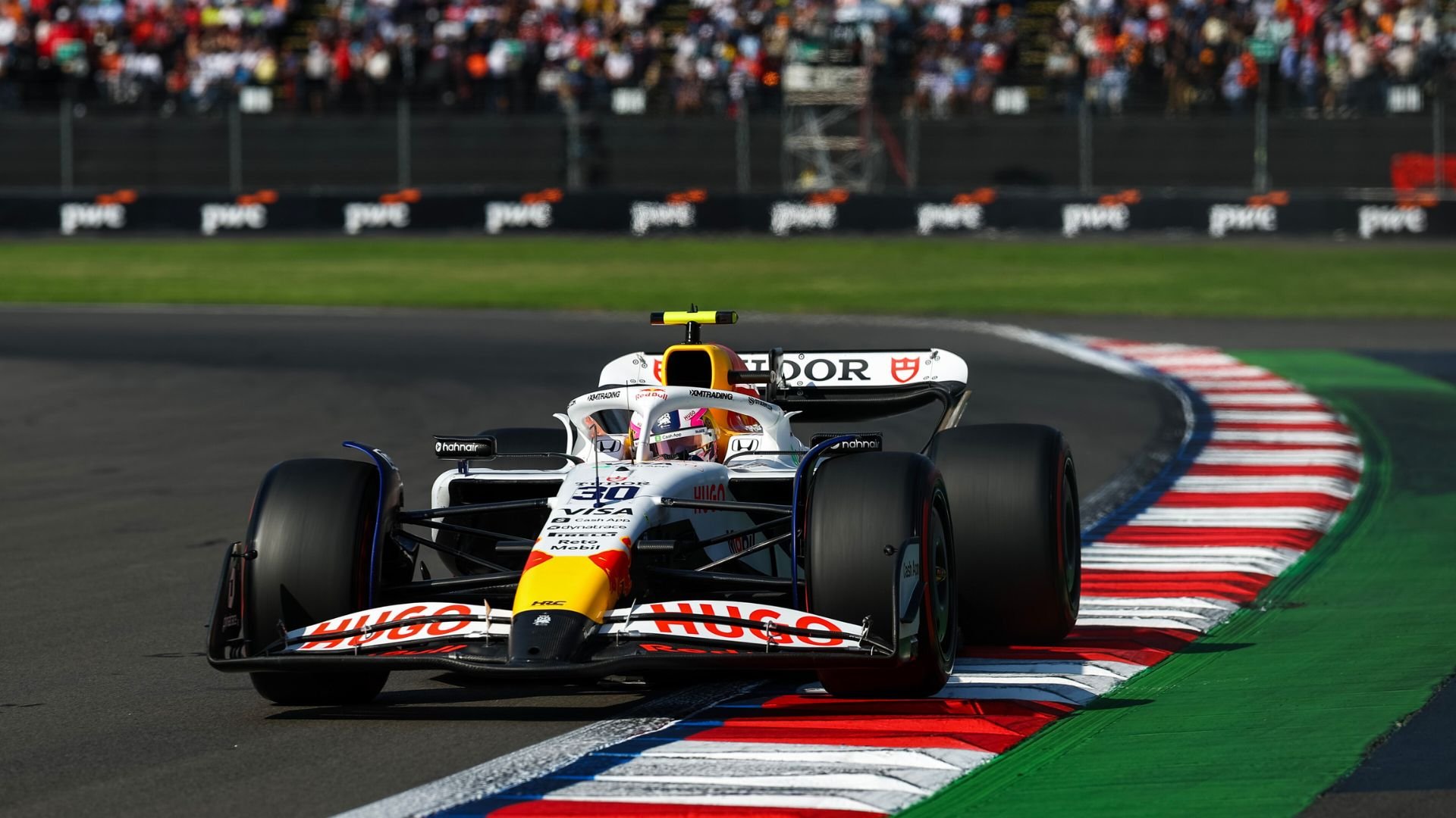 Mexican federation blames Liam Lawson for near-miss with marshals at Mexico GP