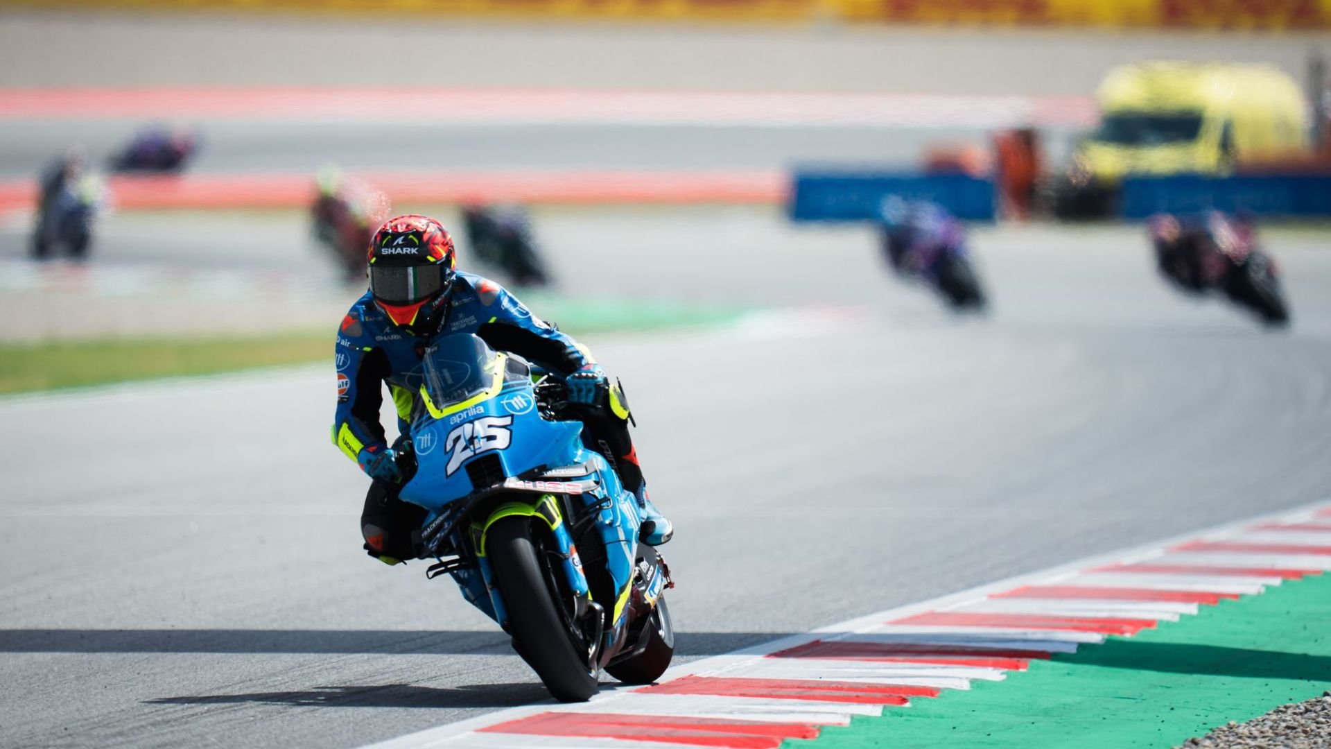 Raúl Fernández se retira del GP de Portugal por una lesión en el hombro