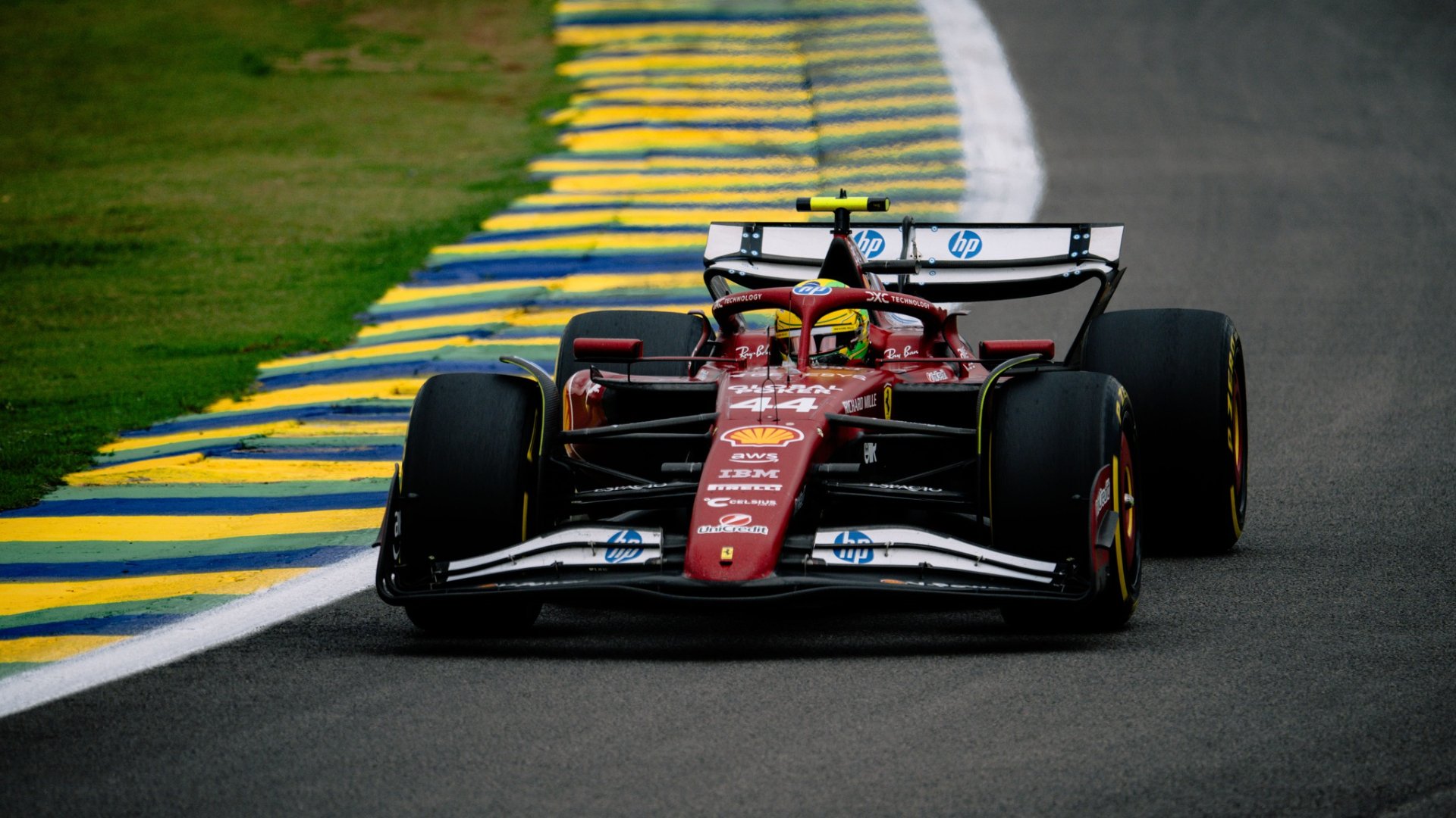 Hamilton admet les difficultés de Ferrari : C'est un cauchemar