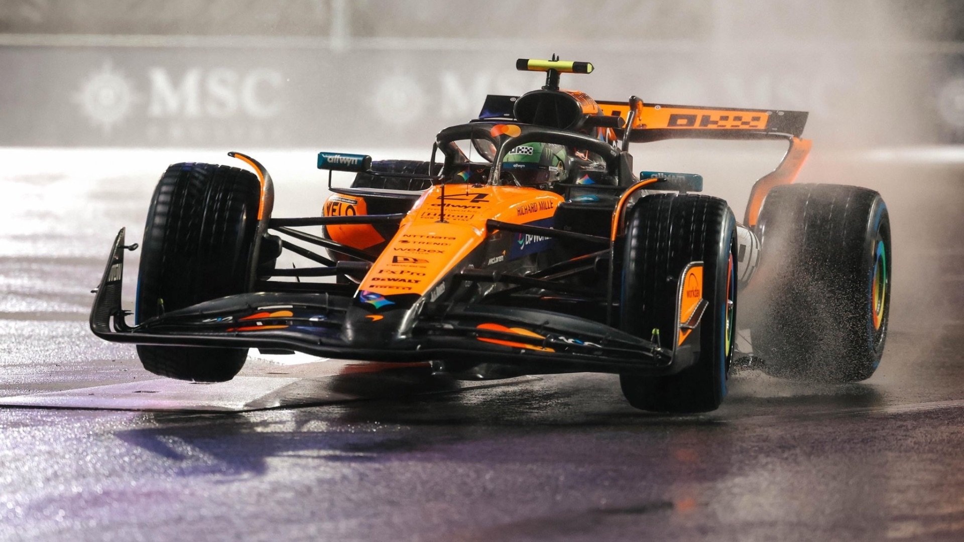 Lando Norris meistert nasse Bedingungen und holt die Pole Position in Las Vegas