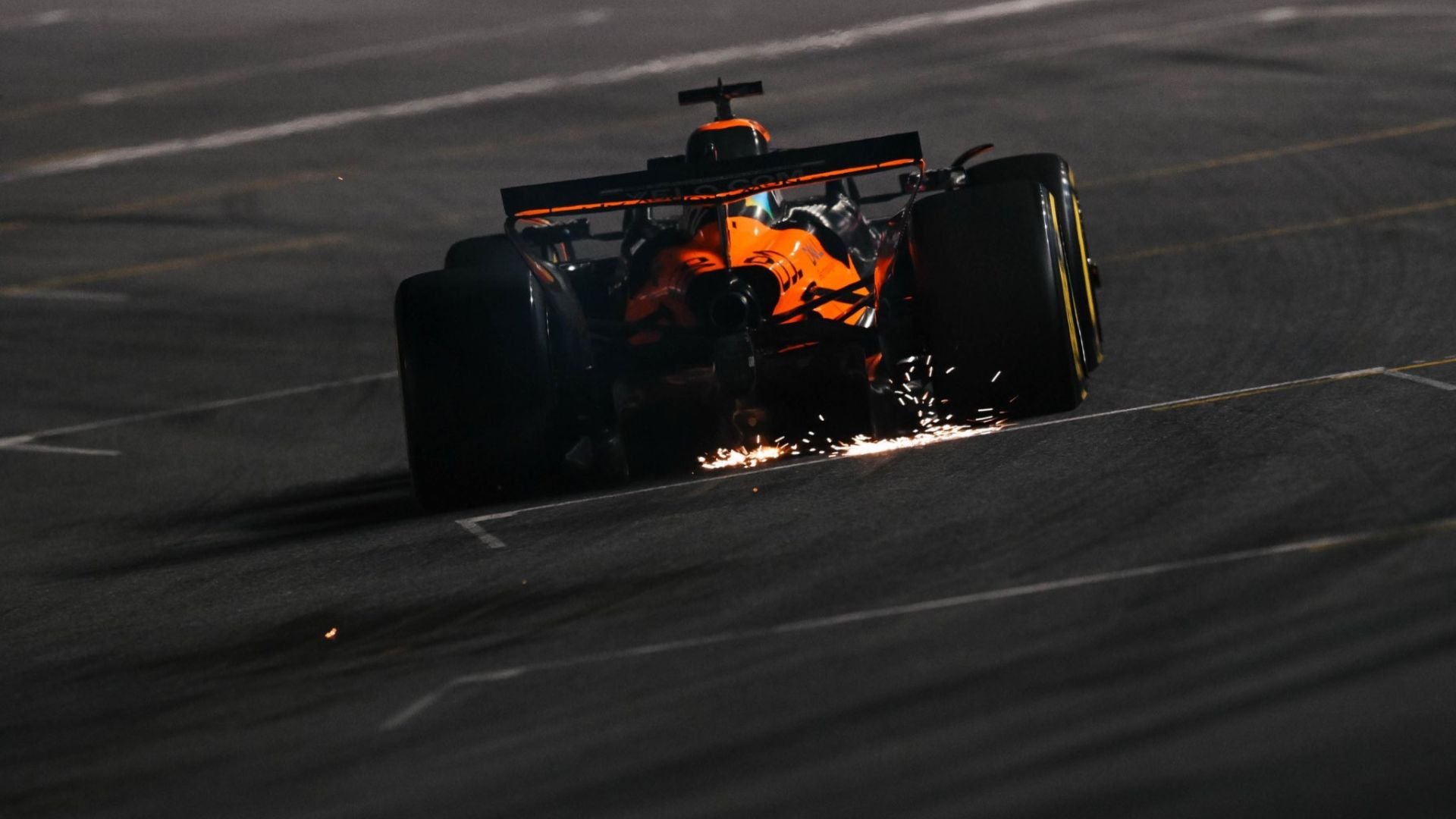 Both McLaren cars disqualified from Las Vegas Grand Prix