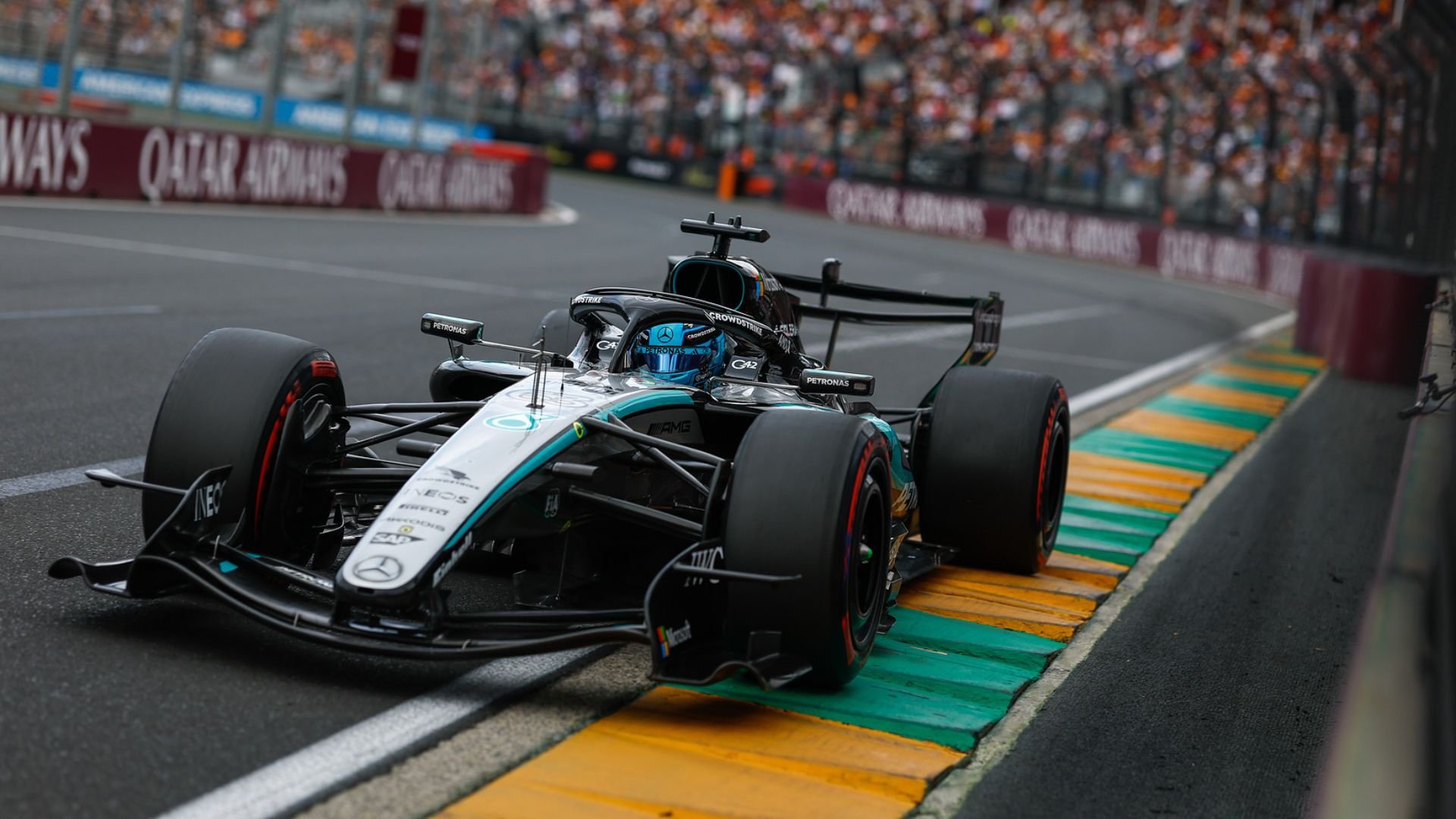 George Russell lidera el 1-2 de Mercedes en el estreno de la temporada del Gran Premio de Australia