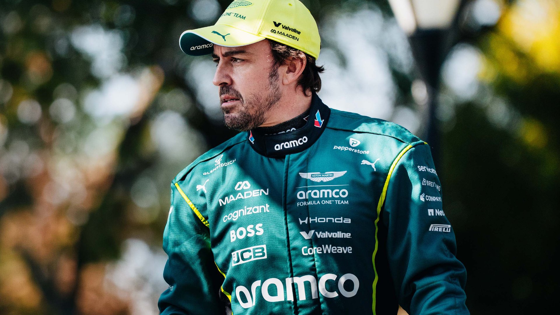 Alonso deutet an, dass seine F1-Karriere über 2026 hinausgehen könnte