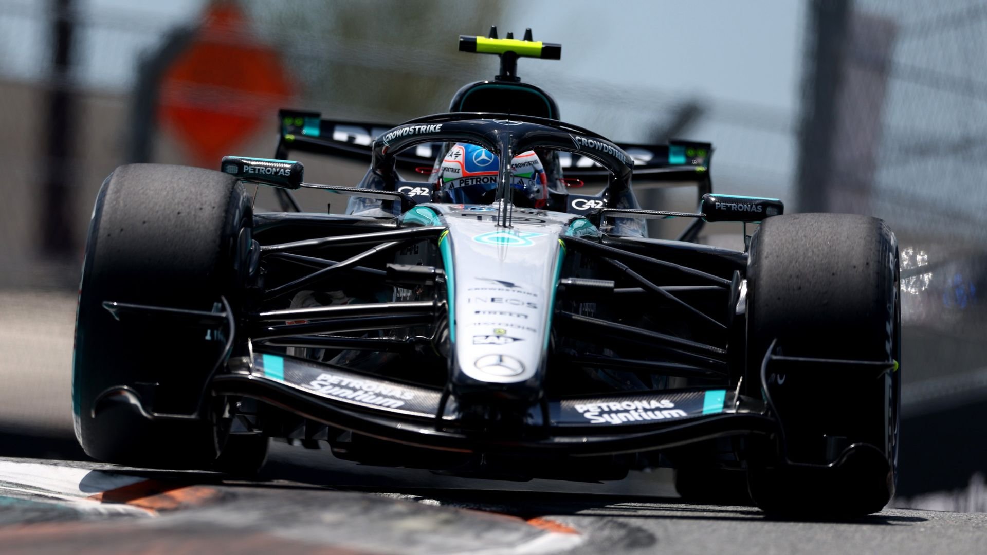 Kimi Antonelli storms to pole position in Miami