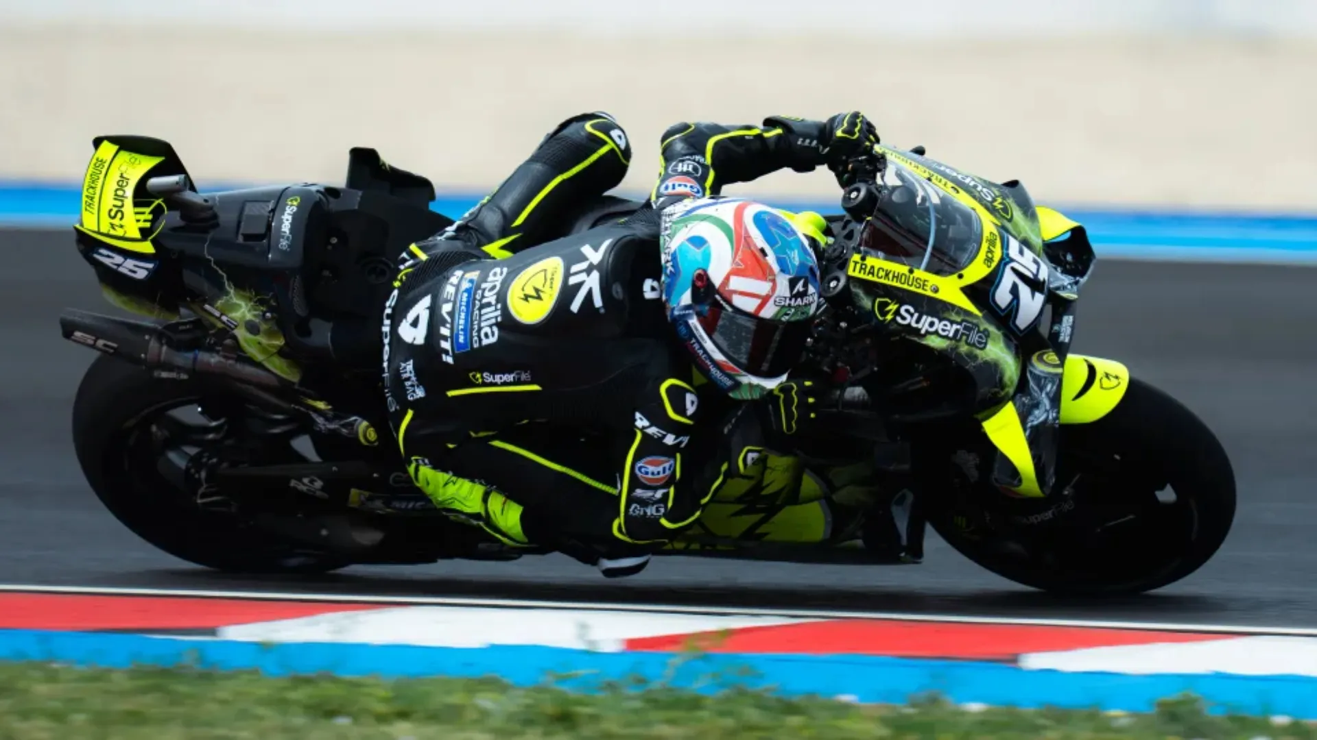Raul Fernandez takes dominant sprint victory in Assen